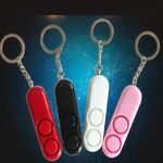 2 PCS 120dB Dispositivo anti-stupro di autodifesa Doppio altoparlante Allarme forte Sicurezza Portachiavi di sicurezza personale, consegna a colori casuali