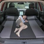 Materassino gonfiabile per auto universale in poliestere Pongee Materassino fuoristrada SUV Tronco Materassino gonfiabile da viaggio, dimensioni: 180 x 130 x 102 cm (nero + grigio)