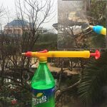 Bottiglia di plastica ad alta pressione Carrello per bevande Spruzzatore per pistola Spruzzatore alternativo Spruzzatore per bottiglia di coca cola Spruzzatore a pressione manuale, consegna a colori casuale
