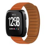 Per Fitbit Versa 4/3 / Sense 2 Cinturino magnetico in silicone da 20 mm (arancione rosso)