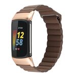 Per Fitbit Charge 5 cinturino in pelle con anello magnetico (marrone scuro)