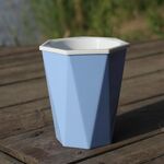 Vaso da fiori pigro a forma di diamante che assorbe automaticamente l'acqua Vaso di plastica per piante verdi 12 cm x 14 cm (blu)