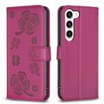 Custodia per telefono in pelle goffrata a quattro foglie per Samsung Galaxy S23 5G (rosa rosso)