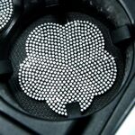 Sottobicchiere in PVC decorato con fiori di pruno riempito di diamanti montato su auto (bianco)