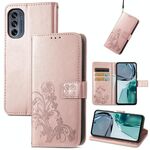 Per Motorola Moto G62 Custodia per telefono in pelle con fibbia in rilievo a quattro foglie (oro rosa)