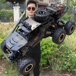 Auto RC del veicolo a sei ruote della lega sovradimensionata 4WD (nero)