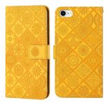 Custodia in pelle con motivo in rilievo in stile etnico per iPhone 16e (giallo)