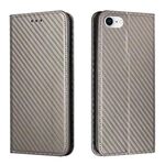Custodia per iPhone 16e in pelle con texture in fibra di carbonio e chiusura magnetica (grigio)
