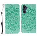 Custodia in pelle con motivo in rilievo Sun Mandala per Samsung Galaxy S25 / S24 5G (verde)