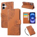Custodia in pelle con 3 scomparti per carte di credito e motivo a rose in rilievo per iPhone 16 Plus (marrone)