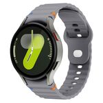 Cinturino in silicone con fibbia inversa cucita a grana ondulata per Samsung Galaxy Watch 7 da 40 mm / 44 mm (grigio siderale)
