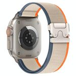 Per Apple Watch 46mm / 49mm / 45mm / 44mm xDfind Cinturino in nylon con fibbia in titanio e bottone a pressione (arancione beige)