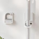 Gancio pieghevole per mocio per bagno con clip per mocio (bianco)
