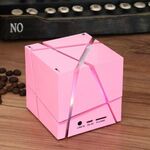 Qone 2 Cube Mini Portable Card Altoparlante Bluetooth senza fili (rosa)