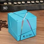 Qone 2 Cube Mini Portable Card Altoparlante Bluetooth senza fili (blu)