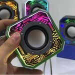 Subwoofer per altoparlante Bluetooth Mecha Small Steel Cannon trasparente con luce RGB (verde)