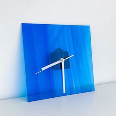 Puntelli fotografici dello studio del fondo dell'orologio acrilico traslucido dell'orologio