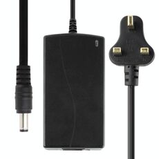 Adattatore di alimentazione CA DVR 12V 4A / 8 canali con spina UK, punte di uscita: 5,5 x 2,5 mm