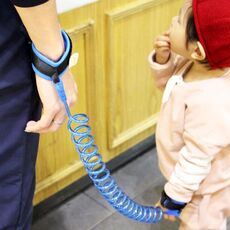 Imbracatura di sicurezza per bambini Guinzaglio per bambini Anti smarrimento da polso Corda di trazione Braccialetto anti-smarrimento, Lunghezza: 2,5 m (Blu)