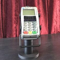 Supporto regolabile per basi per macchine da visto con staffa POS