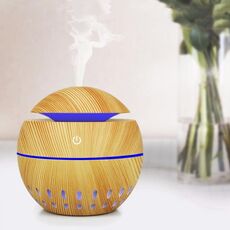 Umidificatore con cavo USB a grana di legno Lampada per aromaterapia a sette colori Spruzzatore automatico di alcol con telecomando (marrone chiaro-2)