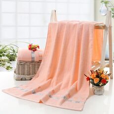 Asciugamano da bagno quadrato in cotone tinta unita Asciugamano da bagno ricamato Protezione ambientale naturale Asciugamano domestico (arancione chiaro)