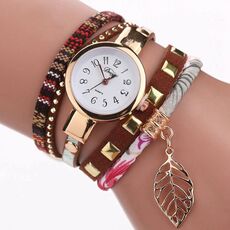 Orologio con bracciale al quarzo da donna con pendente a forma di foglia (marrone)