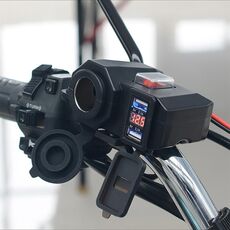 WUPP Accendisigari per caricabatterie USB per moto WUPP 4 multifunzione, con luce blu