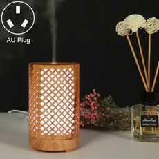 200ml Hollow-out Forest Pattern Macchina per aromaterapia con olio essenziale in legno Umidificatore ad ultrasuoni Spruzzatore automatico di alcol, Spina Specifica: Spina AU (Marrone chiaro-1)