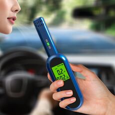 Tester per alcol nel respiro ad alta precisione (versione inglese)