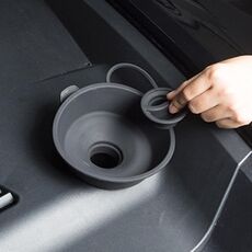 Per Tesla Model 3 / Y tergicristallo per cofano dell'auto imbuto di protezione dell'acqua imbuto per porta di riempimento dell'acqua in vetro