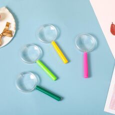 4 pezzi 40mm 3X lente in plastica acrilica per bambini che insegnano lente d'ingrandimento maniglia colorata lente d'ingrandimento, colore casuale consegna
