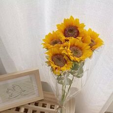 Disposizione dei fiori simulata, ornamento da tavolo, oggetti di scena per foto da picnic, stile: sacchetto trasparente di girasole da 5 pezzi