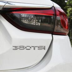 Auto 380TSI Adesivi decorativi personalizzati in metallo galvanizzato 3D, dimensioni: 15x2,5x0,5 cm (Argento)