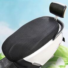 Coprisedile per moto elettrico 77x55 cm Cuscino antiscottatura per moto in mesh 3D traspirante estivo (nero)