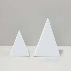 2 Triangoli Combo Kit Kit Geometrici Cubo Geometrico Cubo Solido Fotografia Stock Sfondo Tavolo Tiro in schiuma Puntelli (Bianco)