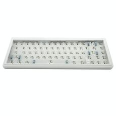 Kit tastiera meccanica personalizzata con retroilluminazione RGB cablata con albero hot swap (bianco)