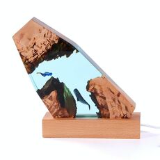 Ocean Cave Whale Diver Desktop Ornament USB Art Decor Lampada in legno massello e resina Regalo di compleanno, colore: luce bianca