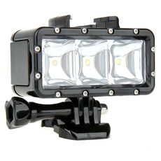 SupTig 30M Luce video impermeabile 300LM per GoPro, Insta360, DJI e altre action camera (nero)