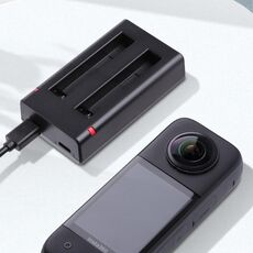 Per Insta360 X3 Caricabatterie USB a doppia batteria con cavo e indicatore luminoso (nero)