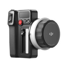 L'unità manuale originale DJI Focus Pro supporta la comunicazione wireless con il motore Focus Pro