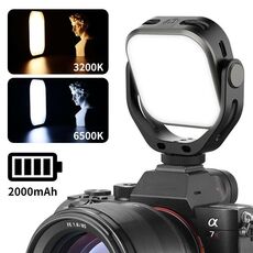 ULANZI VIJIM VL66 Lampada video a LED regolabile a due colori con luce di riempimento per montaggio a rotazione 360 ​​(temperatura a due colori)