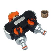 Irrigazione e irrigazione del giardino Un divisore d'acqua a due rubinetti con adattatore in rame