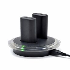 2 batterie ricaricabili SND-362 + cavo USB + stazione di ricarica con indicatore LED per controller wireless X-ONE