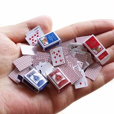 1:12 fai da te carino casa delle bambole poker carte da gioco stile casuale mini poker accessori bambola