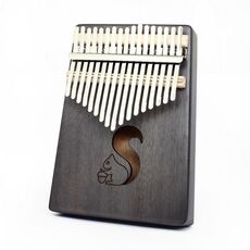 Piano portatile in legno (scoiattolo)