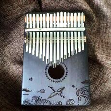 Piano portatile in legno (gru)