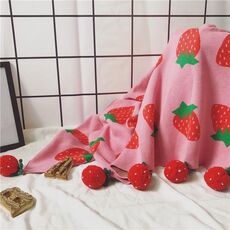 Bambini Fragola a maglia coperta di cotone Dimensioni: 100 x 130 centimetri