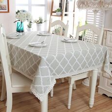 Tovaglia di pizzo grigio in cotone e rombi geometrici, dimensioni: 140x180 cm (con pizzo)