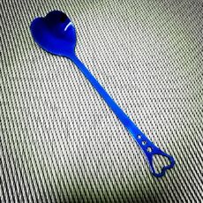 Cucchiaino da caffè in metallo portatile da 2 pezzi Cucchiaino da caffè in metallo Amore creativo Servizio da tavola a forma di cuore per la festa nuziale, Colore: Blu Poroso Amore